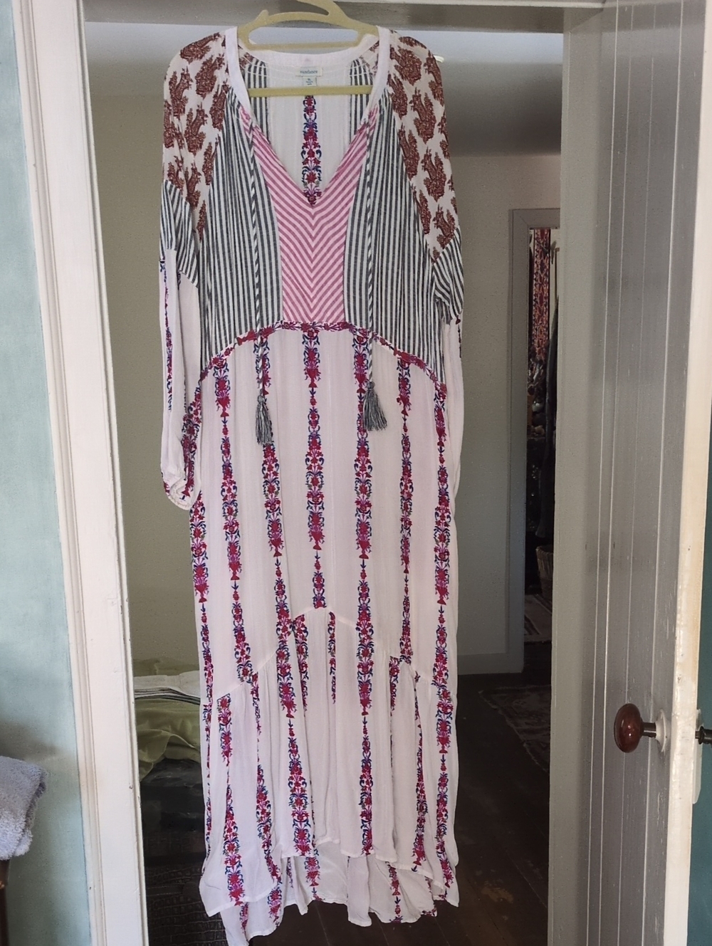 Sundance High Low Embroidered Maxi Dress. XL